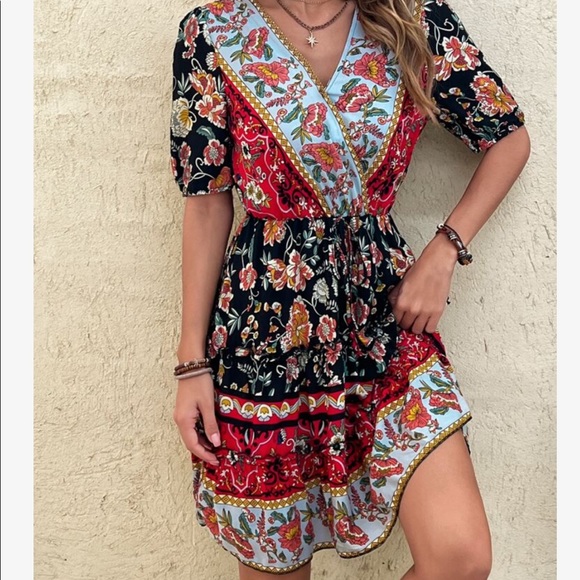 Boho Floral Paisley Print Overlap Neck Dress - Picture 11 of 15